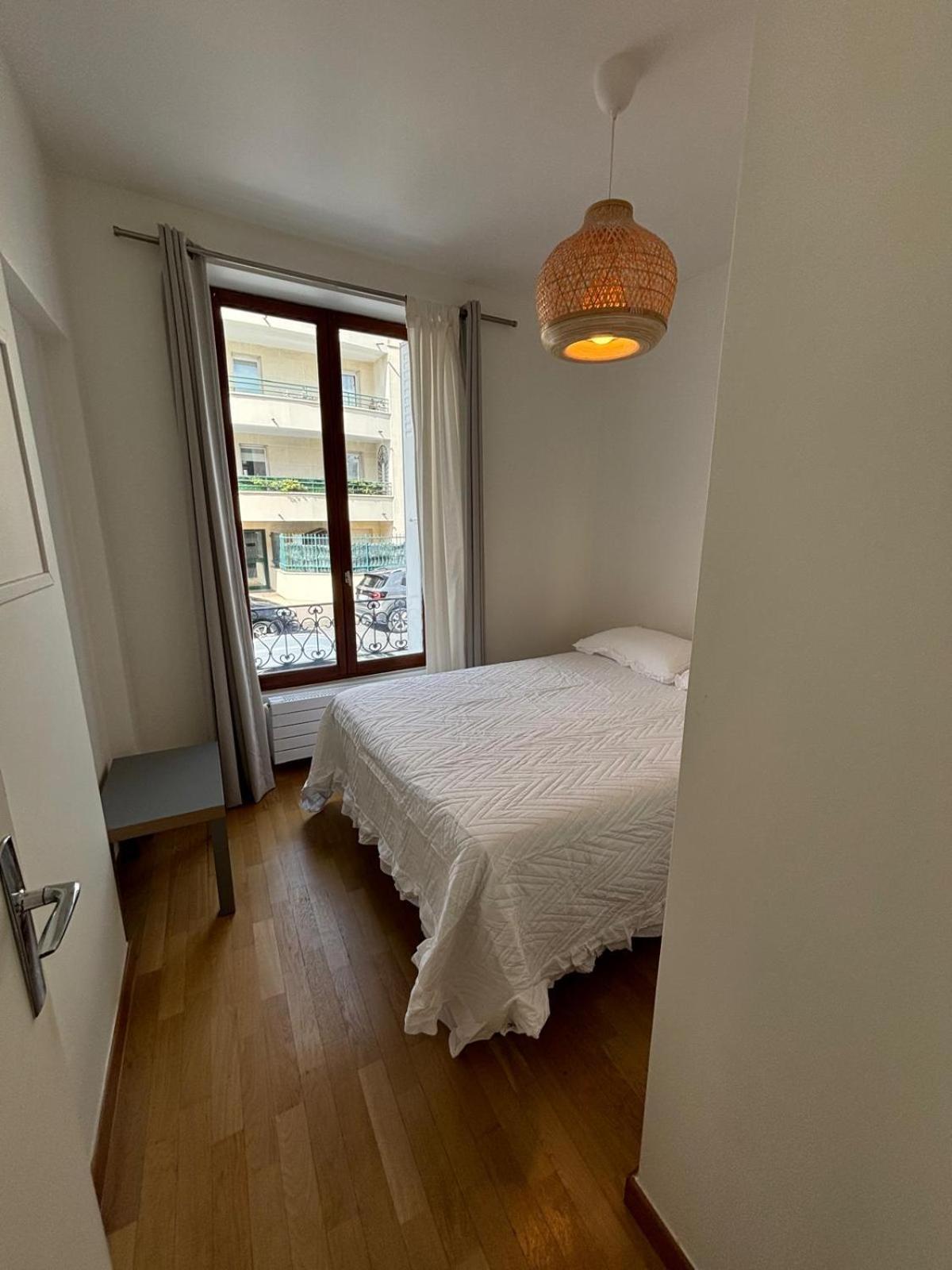 Appartement 2 Chambres Dans Une Belle Maison A Proximite De Paris Аньєр-сюр-Сен Екстер'єр фото